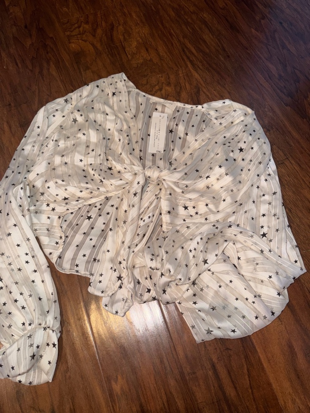 Star Print Tie-Front Women's Top - White/Black